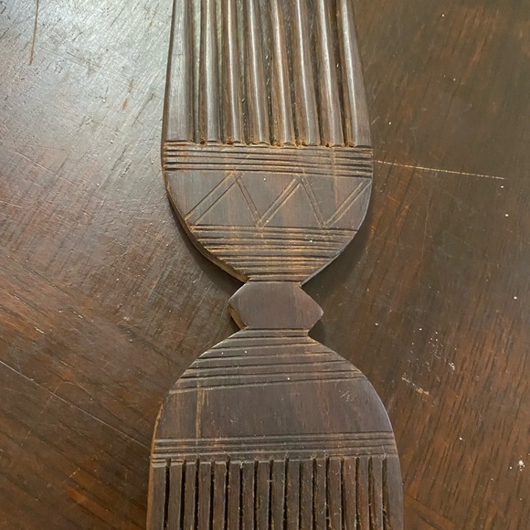 Afro Africa wood crafted and etched comb vintage - Picture 8 of 10